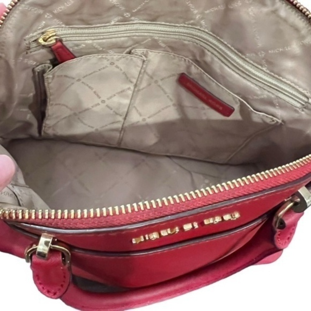 🎉SALE🎉 Michael Kors Dome Emmy Saffiano Leather Bag‎ Red Gold Hardware CLASSIC - Picture 4 of 12